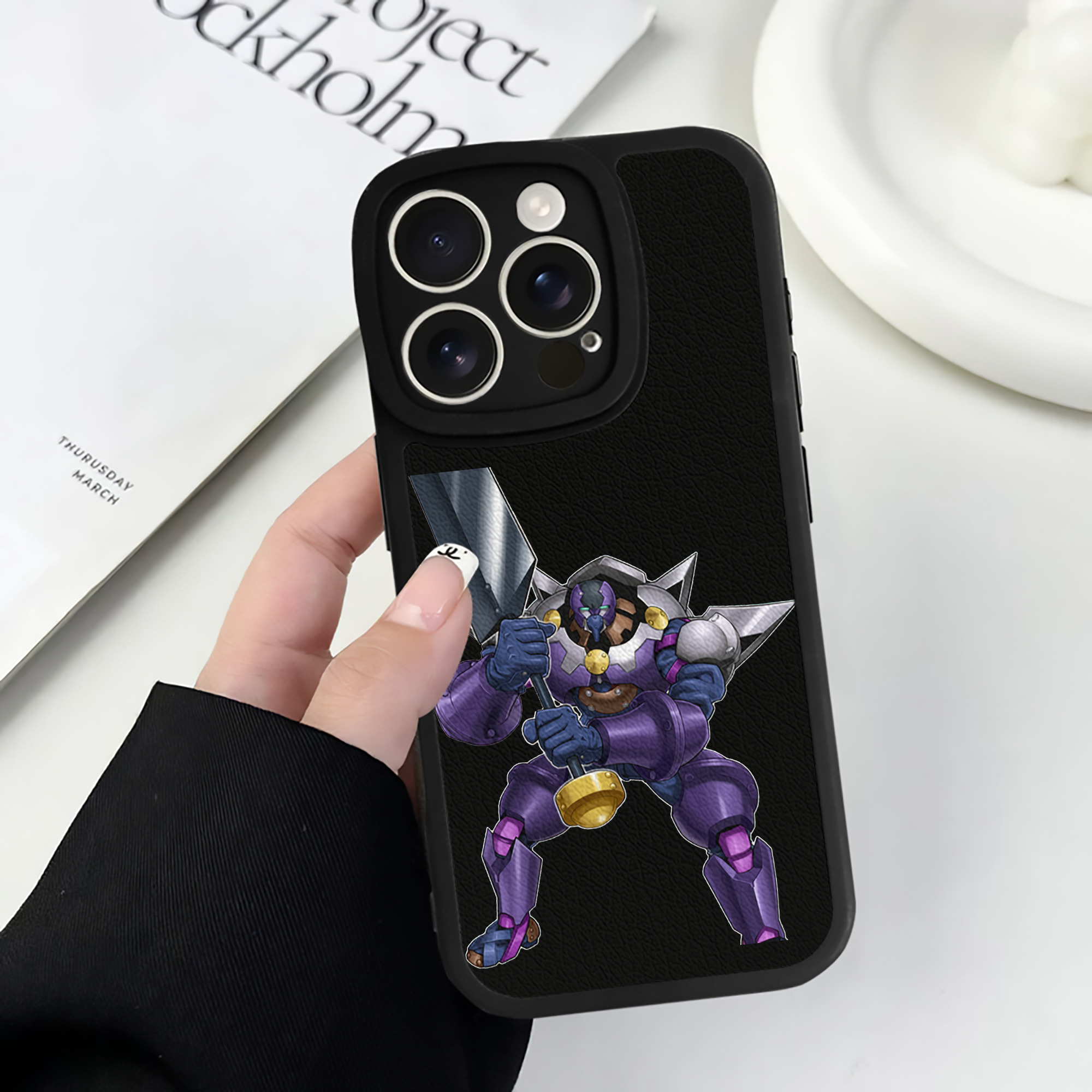 遊☆戯☆王 Yu-Gi-Oh! 【iPhone 16シリーズ対応】シリコンスマホケース（レザー調） 材質：シリコン